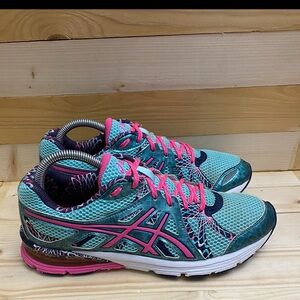 ASICS GEL PRELEUS women’s 9.5